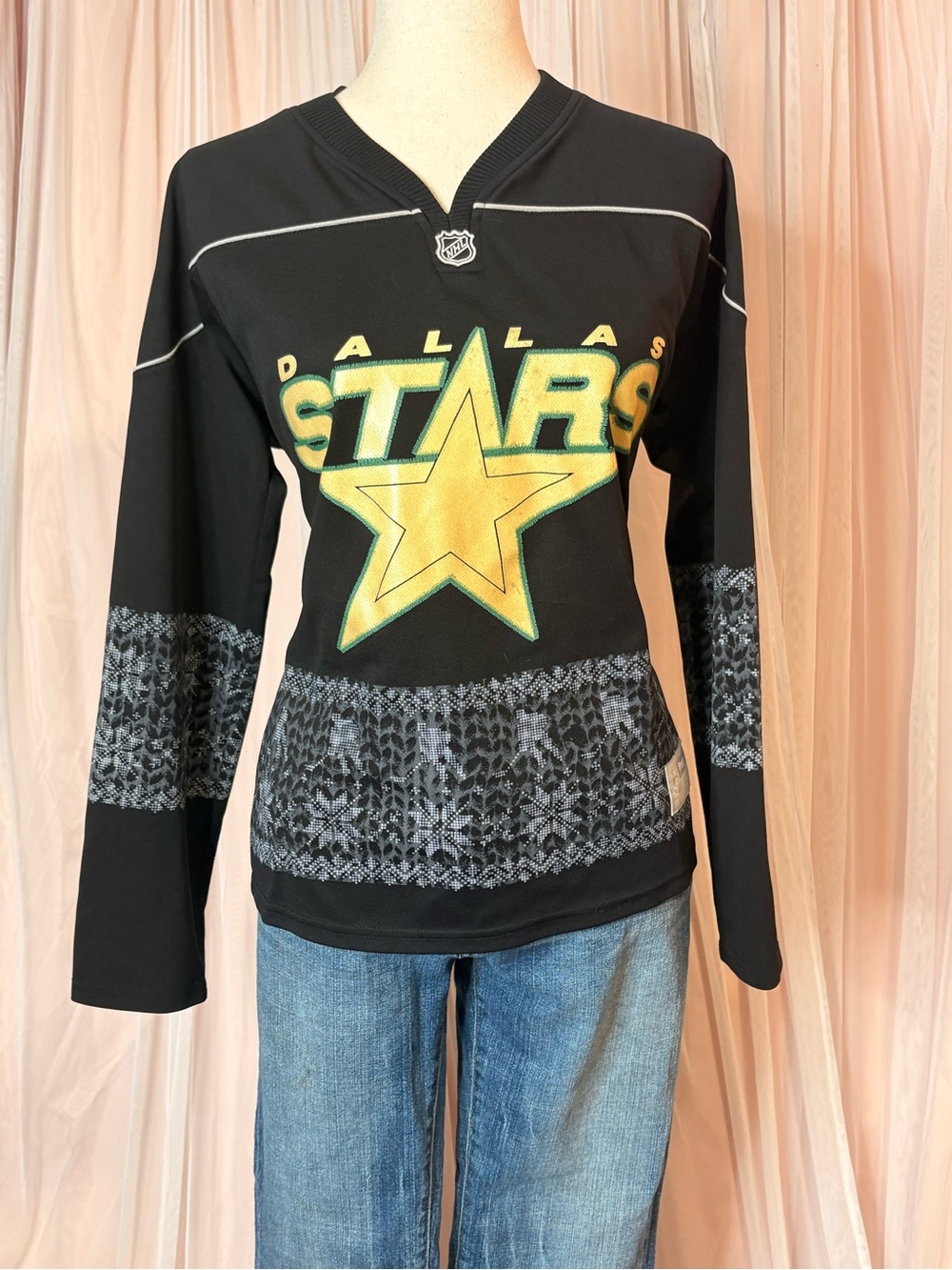 Reebok Dallas Stars Black & Gold V-Neck Sweater